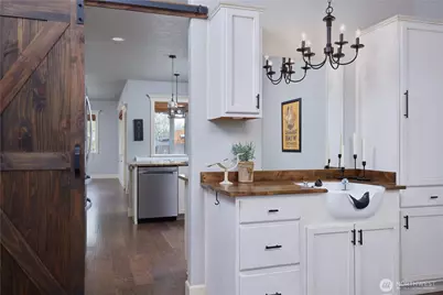 1390 S 3rd Avenue, Walla Walla, WA 99362 - Photo 9