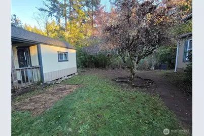 111 NE Mountain View Place, Tahuya, WA 98588 - Photo 25