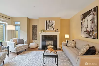 900 Aurora Avenue N #204, Seattle, WA 98109 - Photo 5