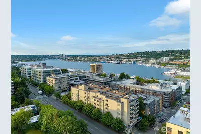 900 Aurora Avenue N #204, Seattle, WA 98109 - Photo 23