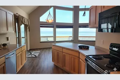 804 Duck Lake Drive NE, Ocean Shores, WA 98569 - Photo 7