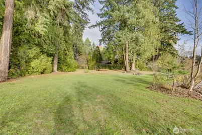 16051 SE 16th Street, Bellevue, WA 98008 - Photo 11
