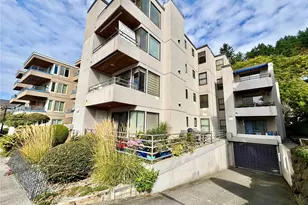 4222 Beach Dr SW, Seattle, WA 98116 - Photo 5