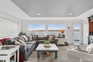 3151 Shoreline Dr, Camano Island, WA 98282 - Photo 7