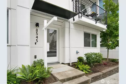 8545 22nd Place NE, Seattle, WA 98115 - Photo 3