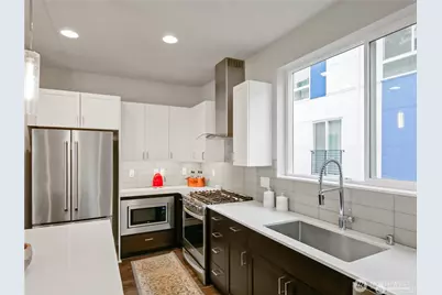 8545 22nd Place NE, Seattle, WA 98115 - Photo 13