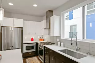 8545 22nd Pl NE, Seattle, WA 98115 - Photo 13