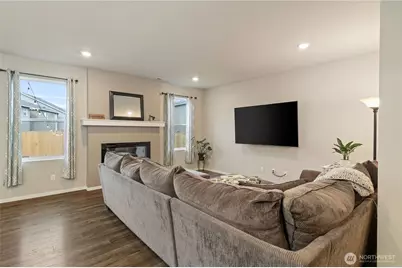 10671 187th Street Ct E, Puyallup, WA 98374 - Photo 5