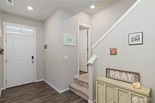 10671 187th St Ct E, Puyallup, WA 98374 - Photo 3