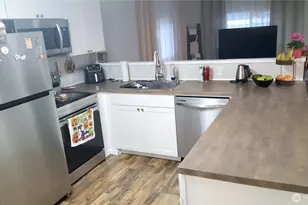 13320 Hwy 99, Everett, WA 98204 - Photo 9