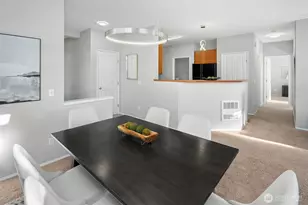 22751 SE 12th Ln, Sammamish, WA 98075 - Photo 7