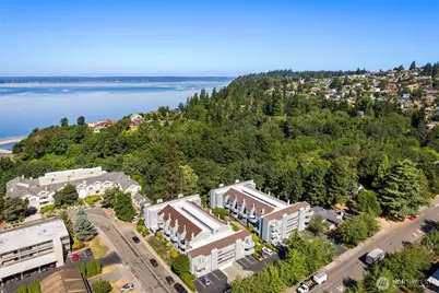 21937 7th Avenue S #213, Des Moines, WA 98198 - Photo 27