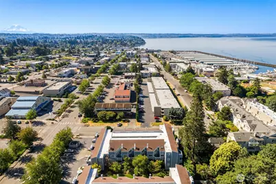 21937 7th Avenue S #213, Des Moines, WA 98198 - Photo 25