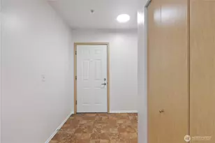 1031 N State St, Bellingham, WA 98225 - Photo 5