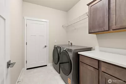 9057 Wyatt Loop SE, Tumwater, WA 98501 - Photo 31