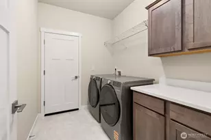 9057 Wyatt Loop SE, Tumwater, WA 98501 - Photo 31