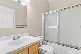 8303 NE 164th St, Vancouver, WA 98662 - Photo 13