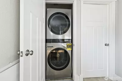 1721 Madison Street #F, Everett, WA 98203 - Photo 25