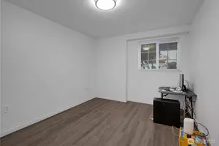 11002 SE Petrovitsky Rd, Renton, WA 98055 - Photo 13