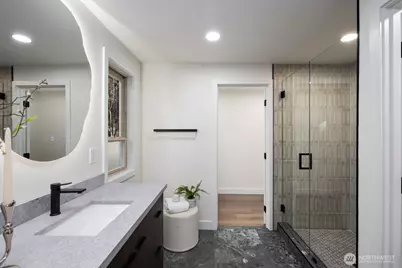 25510 SE 159th Street, Issaquah, WA 98027 - Photo 29