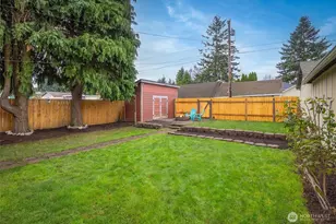 2410 Pine St, Everett, WA 98201 - Photo 15