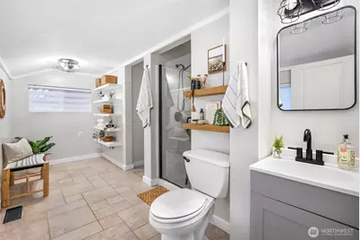 2410 Pine Street, Everett, WA 98201 - Photo 11