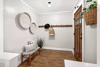 2410 Pine Street, Everett, WA 98201 - Photo 3