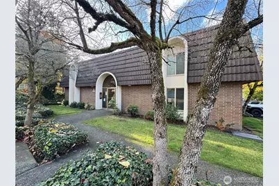 11004 NE 68th Street #910, Kirkland, WA 98033 - Photo 1