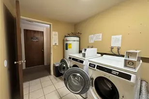 11004 NE 68th St, Kirkland, WA 98033 - Photo 31