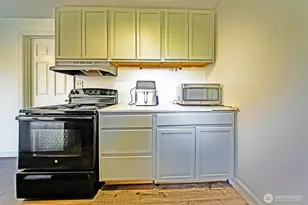 513 E 78th St, Tacoma, WA 98404 - Photo 25