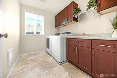 10034 59th Avenue S, Seattle, WA 98178 - Photo 33