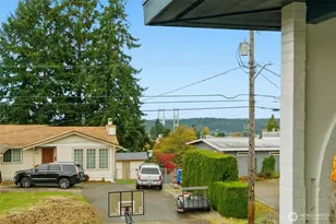 1825 N Lenore Dr, Tacoma, WA 98406 - Photo 13