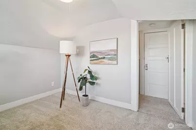 805 E 58th Street, Tacoma, WA 98404 - Photo 17