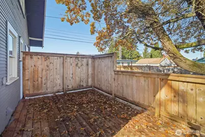 805 E 58th Street, Tacoma, WA 98404 - Photo 21