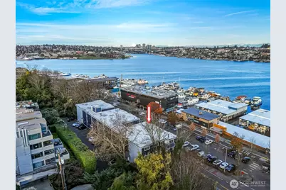 2001 Westlake Avenue N #32, Seattle, WA 98109 - Photo 37