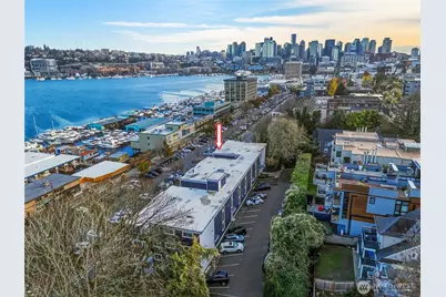 2001 Westlake Avenue N #32, Seattle, WA 98109 - Photo 33