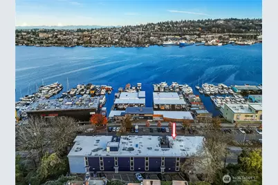 2001 Westlake Avenue N #32, Seattle, WA 98109 - Photo 35