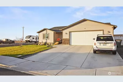 705 E Mt Adams Street, Othello, WA 99344 - Photo 37
