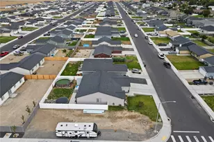 705 E Mt. Adams St, Othello, WA 99344 - Photo 7