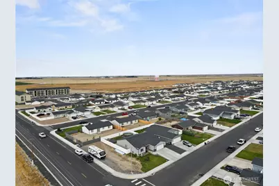 705 E Mt Adams Street, Othello, WA 99344 - Photo 5