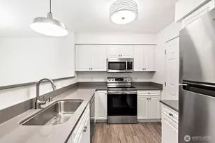 15150 140th Way SE, Renton, WA 98058 - Photo 13