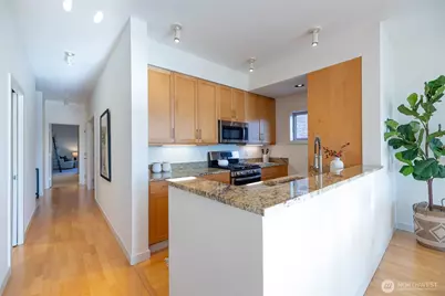 720 Queen Anne Avenue N #406, Seattle, WA 98109 - Photo 11