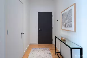 720 Queen Anne Ave N, Seattle, WA 98109 - Photo 3