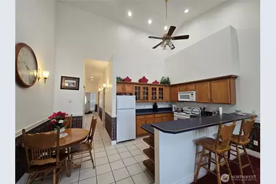 855 NW Ocean Shores Boulevard #201, Ocean Shores, WA 98569 - Photo 11