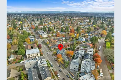 8383 31st Avenue NW, Seattle, WA 98117 - Photo 37