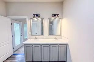 2108 Crystal Mountain Dr, Enumclaw, WA 98022 - Photo 11