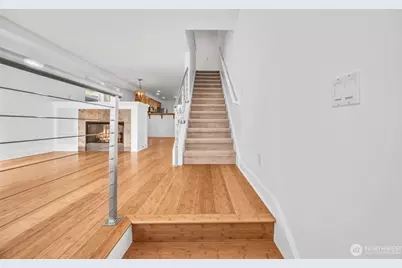 2670 SW Sylvan Heights Drive, Seattle, WA 98106 - Photo 3