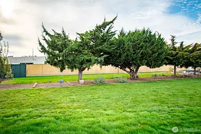 8135 NE Harrington Lane, Moses Lake, WA 98837 - Photo 33