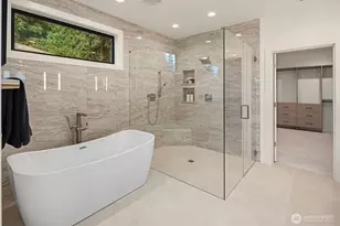 30 Enatai Dr, Bellevue, WA 98004 - Photo 23