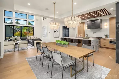 30 Enatai Drive, Bellevue, WA 98004 - Photo 13